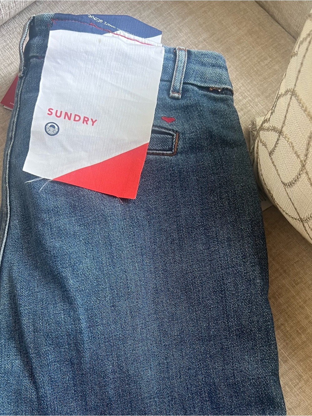 Sundry Straight Fit Women’s Jeans in Dark Blue Denim